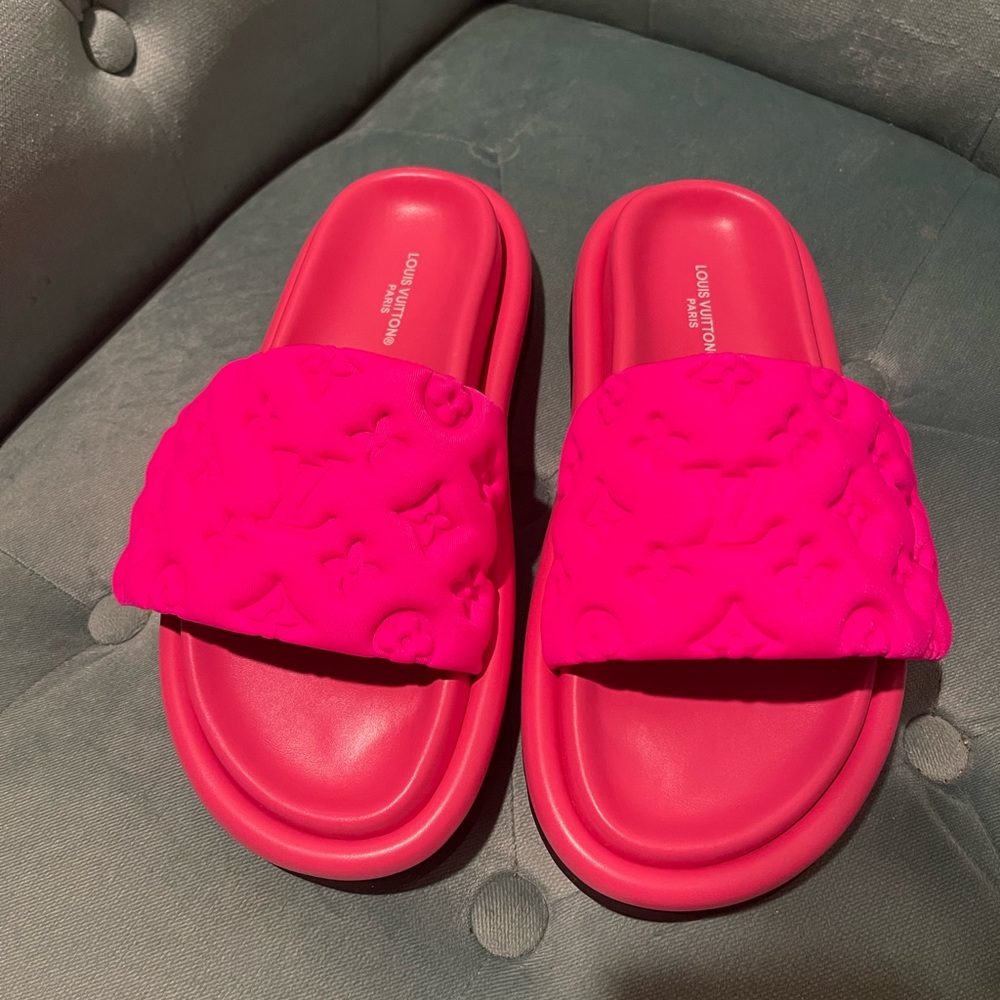 BRAND NEW Pink Pool Slides
